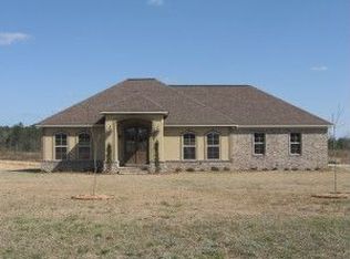 21 Cricket Ln, Seminary, MS 39479