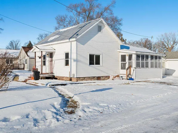 302 McDonald St, Oconto, WI 54153