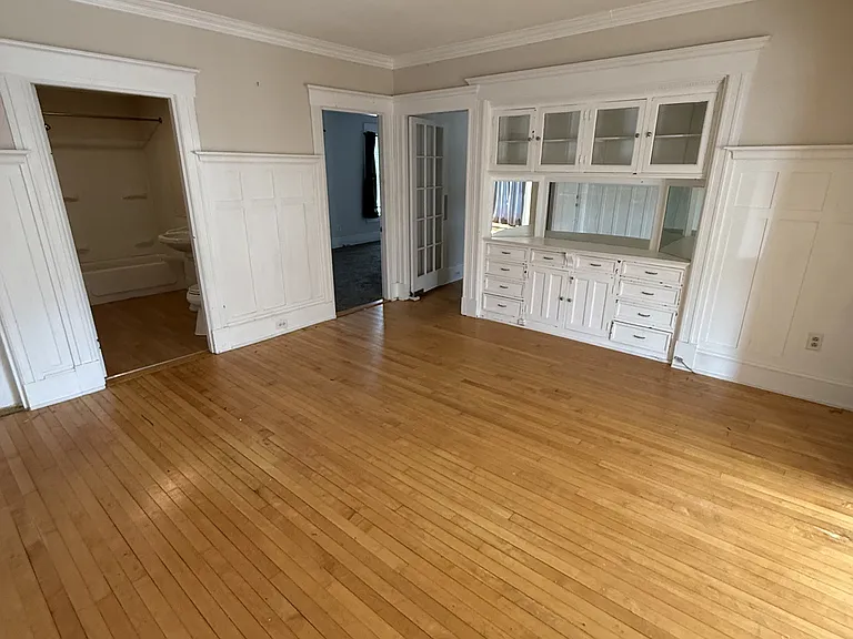 595 Chestnut St #1 — Photo 5