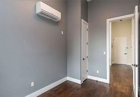 5th image of 14 Belvedere St #2B