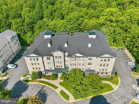 5th image of 310 High Gables Dr APT 103