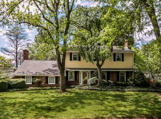 1404 Stoneleigh Rd, Wilmington, DE 19803