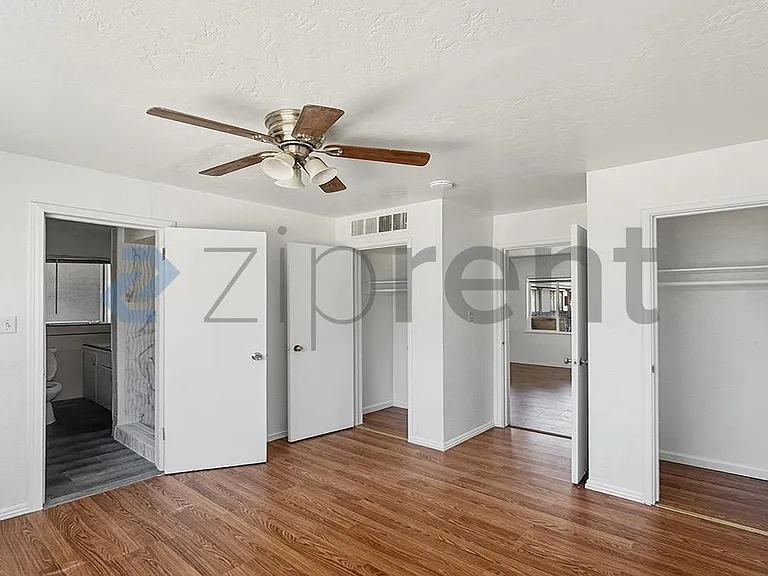 139 W 18th St #8 — Photo 6