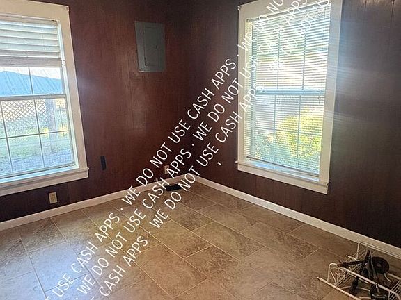4th image of 310 Cousart St