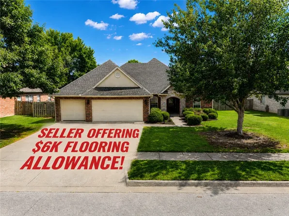 4457 W Putting Green Dr, Fayetteville, AR 72704