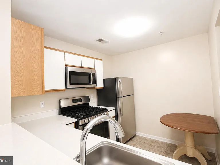 13201 Astoria Hill Ct #F — Photo 14