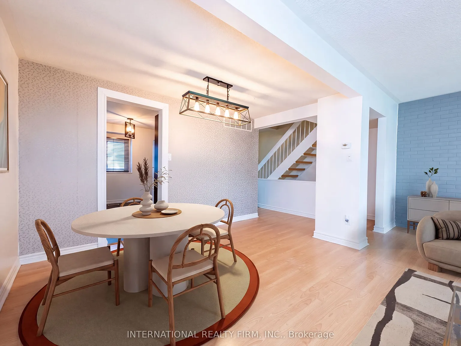 4 bed, $3,350 — Photo 3