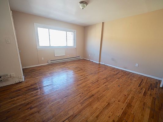3rd image of 25-42 14th Pl #2AA