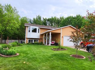 7605 118th Ave N, Champlin, MN 55316