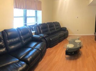 8932 Ridge Ave, Philadelphia, PA 19128