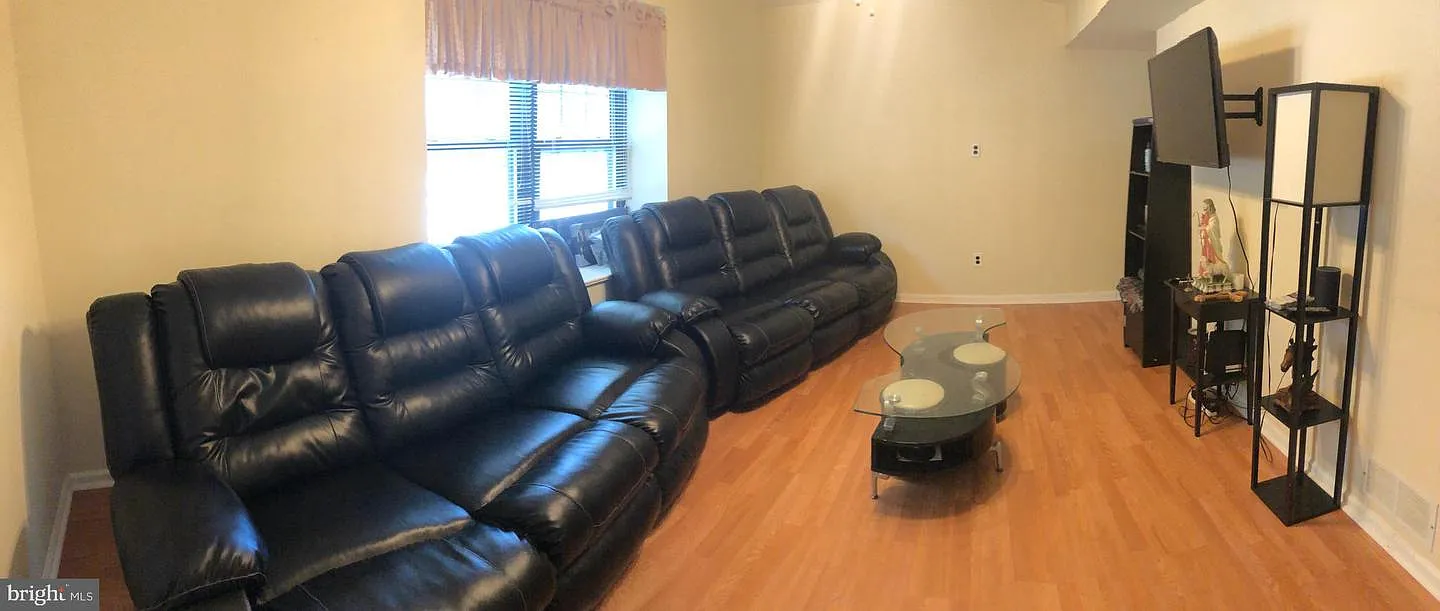 8932 Ridge Ave photo 1