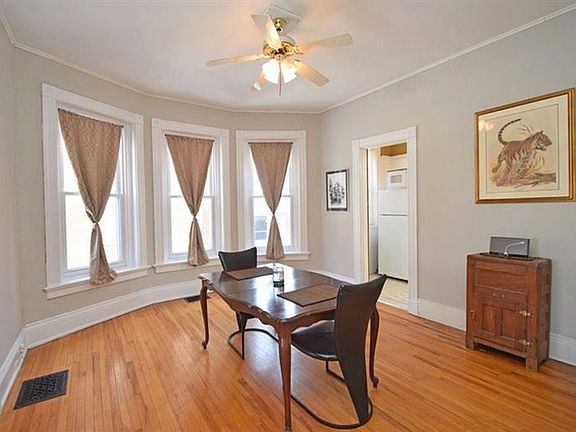 4th image of 4438 Ashland Ave