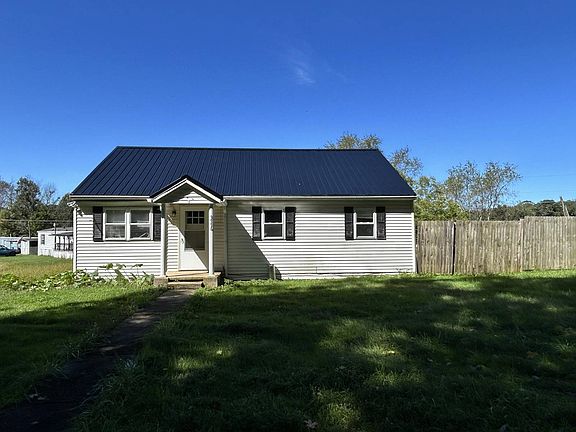 3rd image of 3556 Brushy Fork Rd