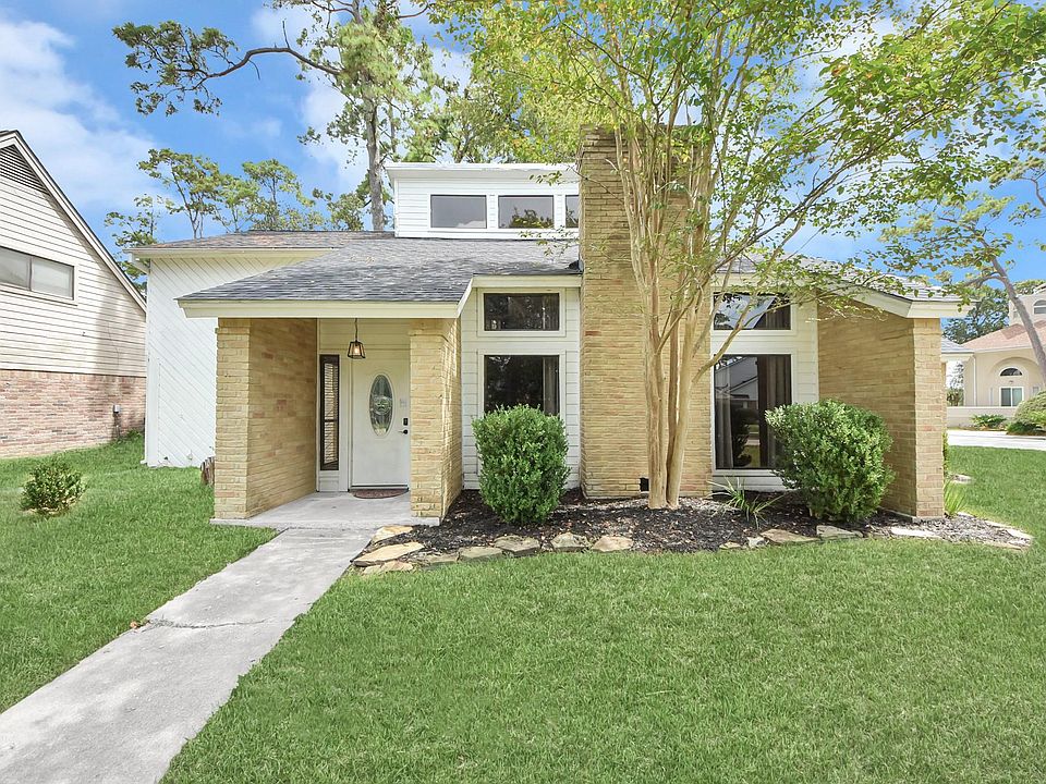 1st image of 4701 Spring Ln