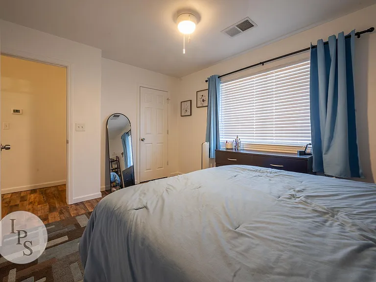 2767 W Fairmont Ave #101 — Photo 15
