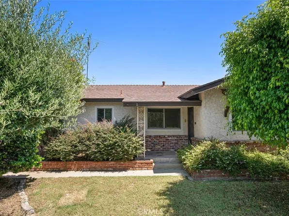 8227 Duesler St, Downey, CA 90242