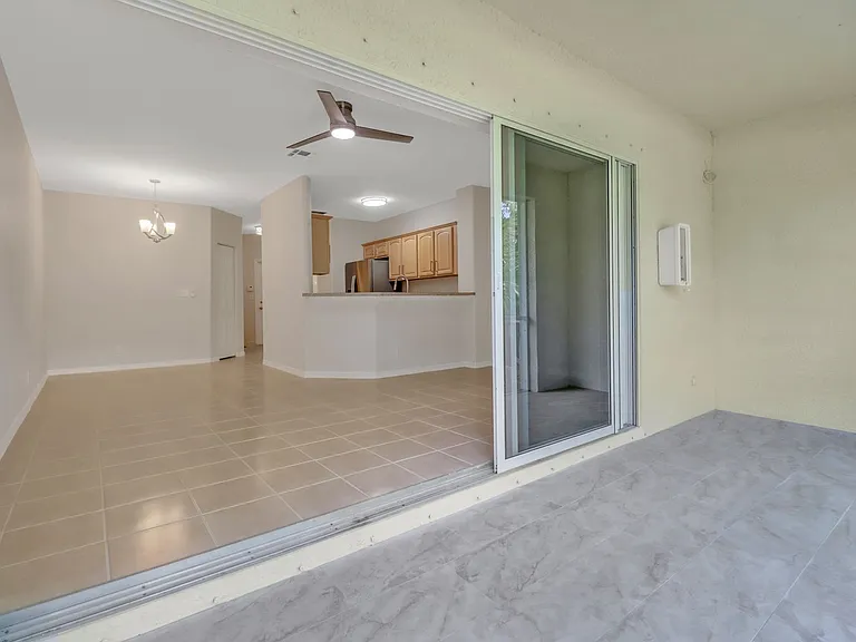 8189 Pacific Beach Dr — Photo 21