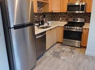 93 Bay View Ave #2S, Bristol, RI 02809