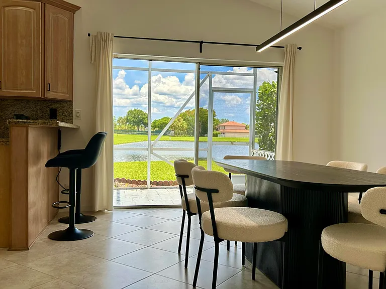 9549 Aegean Dr — Photo 3