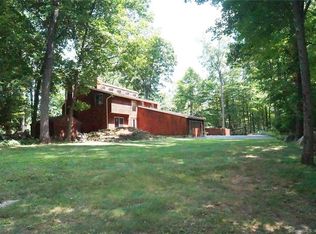 328 Mountain Rd, Ridgefield, CT 06877
