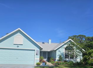 1801 Fox Bay Dr, Melbourne, FL 32934