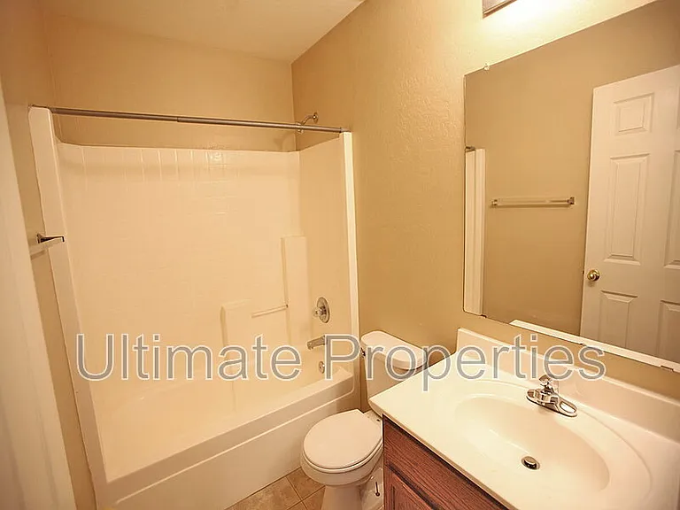 2333 W Maldonado Dr — Photo 9