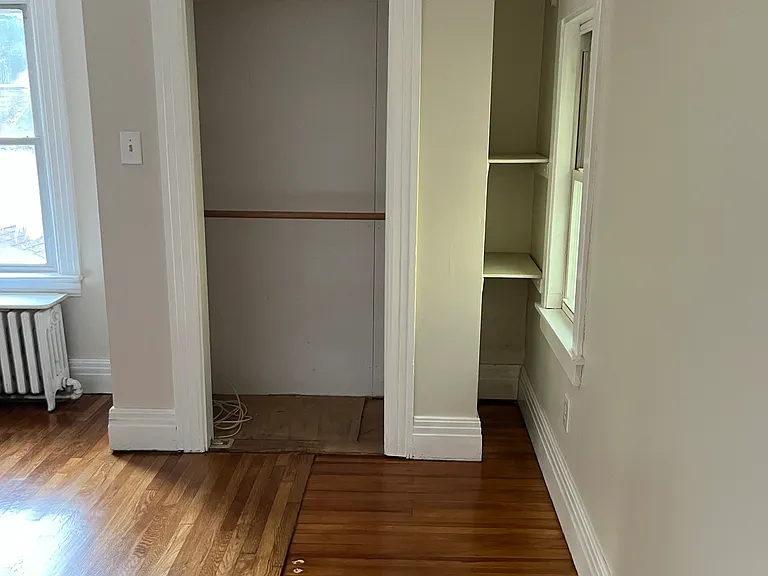 33-35 Oakland St — Photo 10
