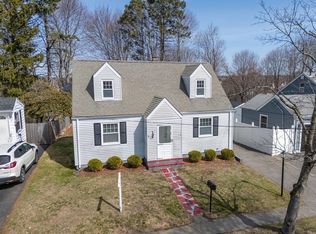 12 Roland Rd, Peabody, MA 01960