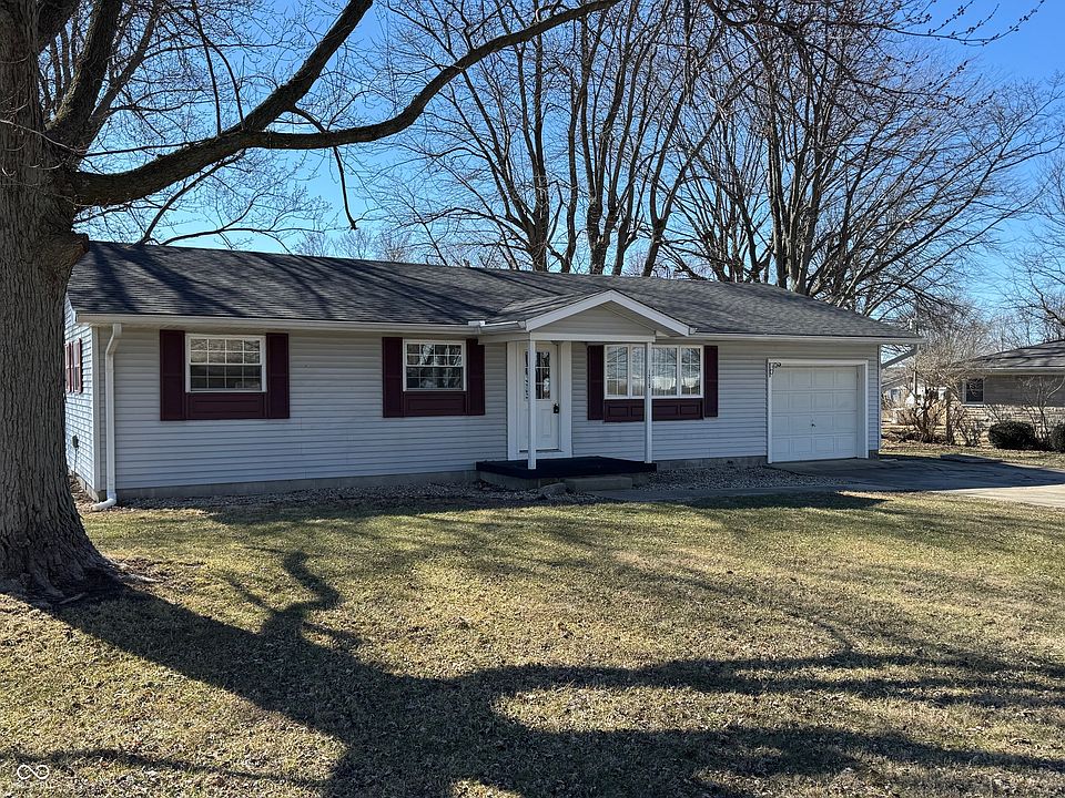 1st image of 1215 E Pleasant Dr