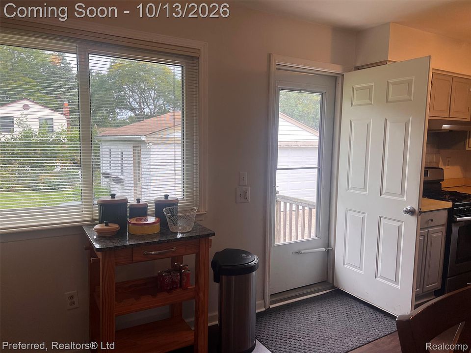 36484 Northfield Ave, photo 13