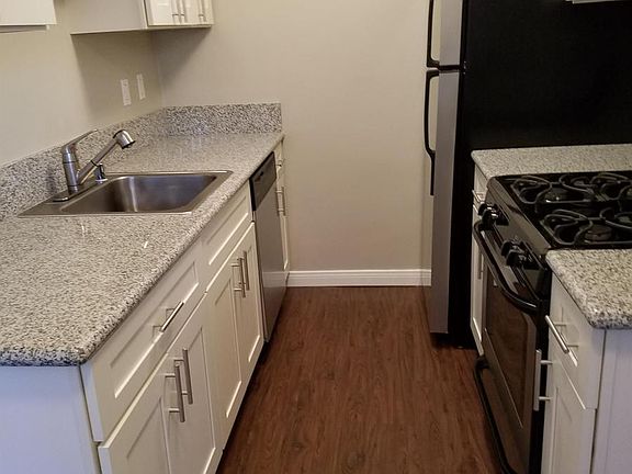 5th image of 5254 E The Toledo #3-5254-03