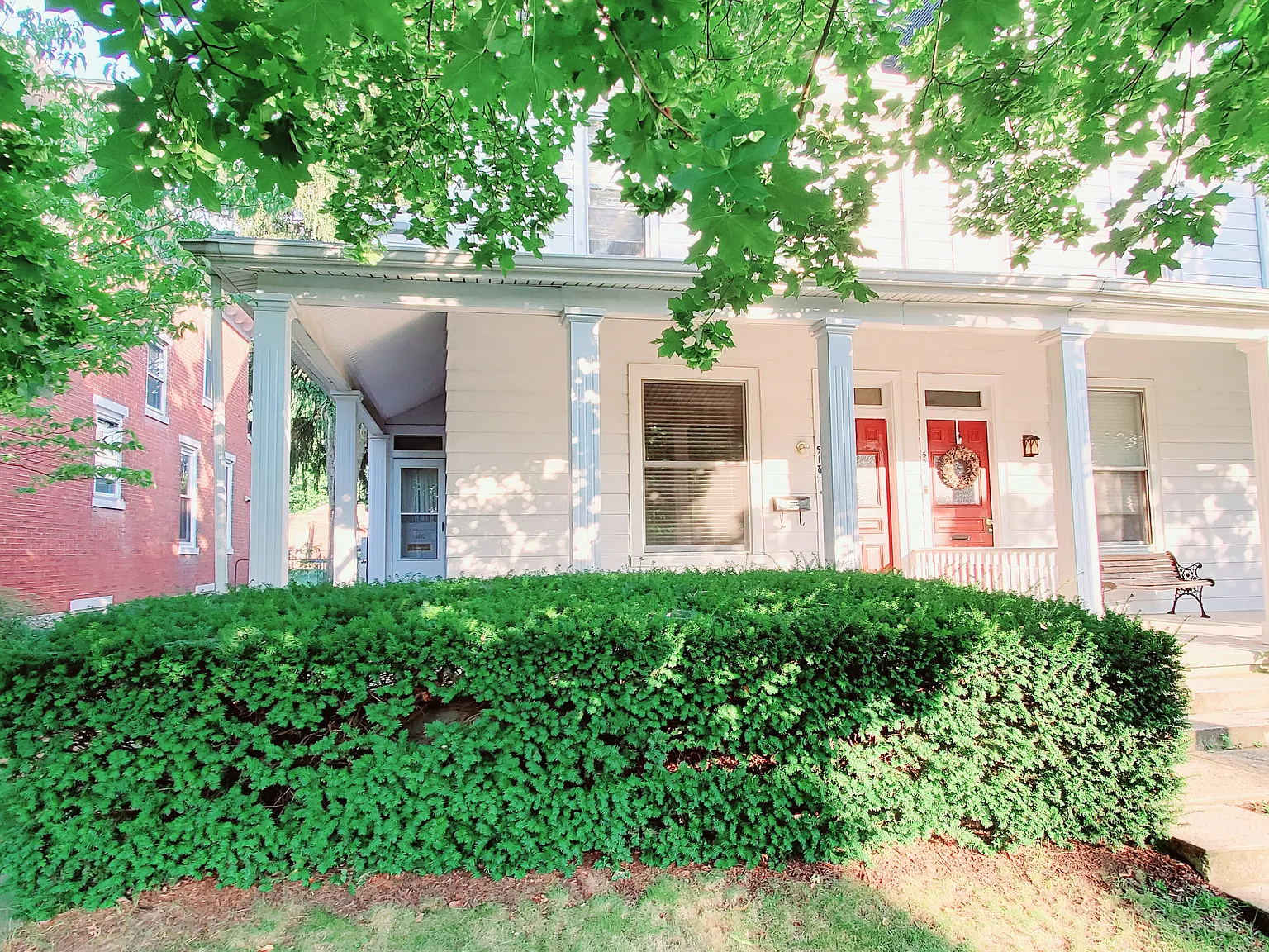 1 bed, 1000 sqft, $1,100 — Photo 1