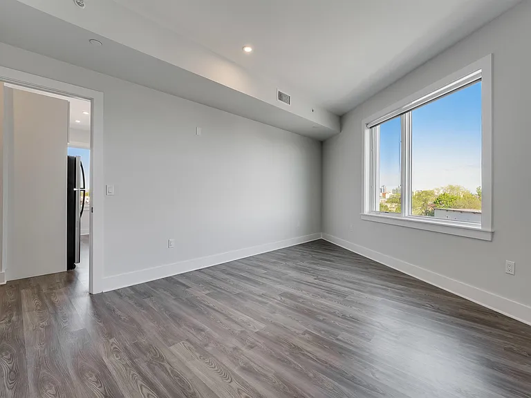 658 Grand St #303 — Photo 11