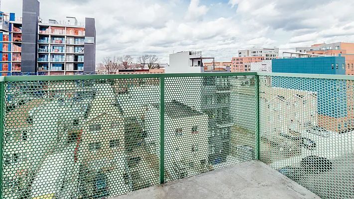 Rented by Nooklyn NYC LLC | media 37