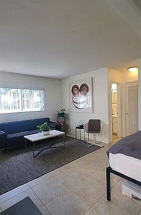 5th image of 2111 NE 42nd Ct APT 1-100