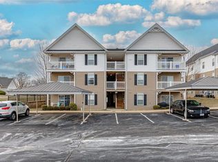 6202 Spring River Dr, O'Fallon, MO 63368