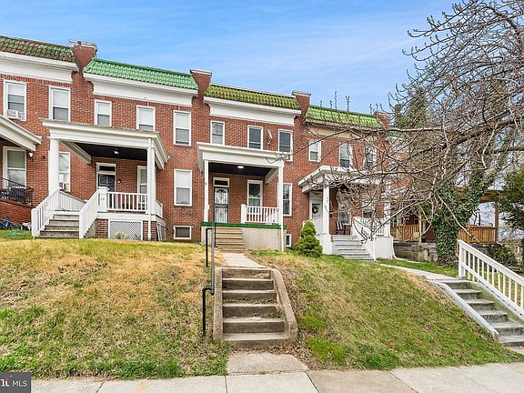 2nd image of 15 S Tremont Rd