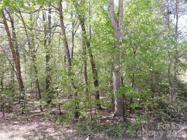 293 Manchester Rd, Mount Gilead, NC 27306
