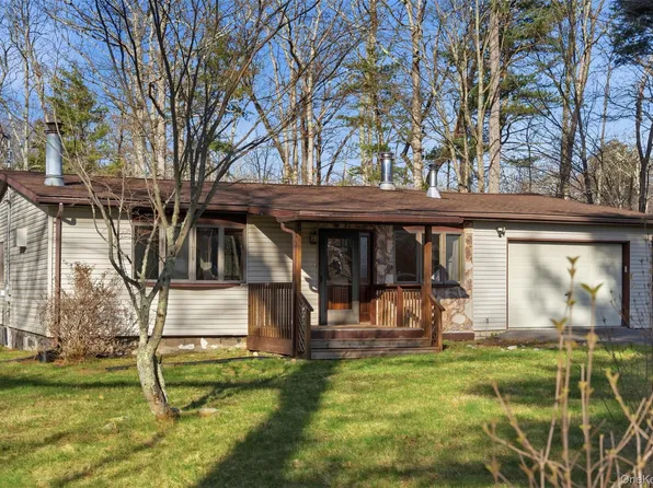 1073 Indian Springs Road, Pine Bush, NY 12566