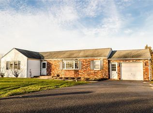 699 Tollgate Rd, Quakertown, PA 18951