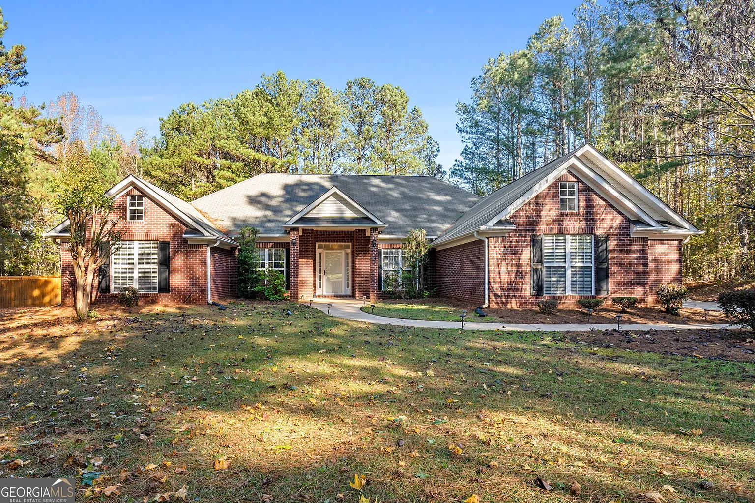 720 Graces Ct photo 1