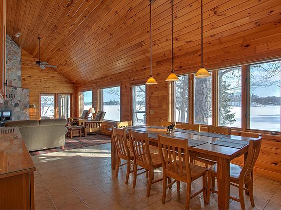 4th image of 2097 Peninsula Dr