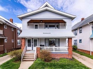 2124 Lewis Dr, Lakewood, OH 44107