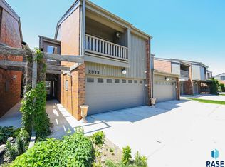 2913 S Ridgeview Way, Sioux Falls, SD 57105