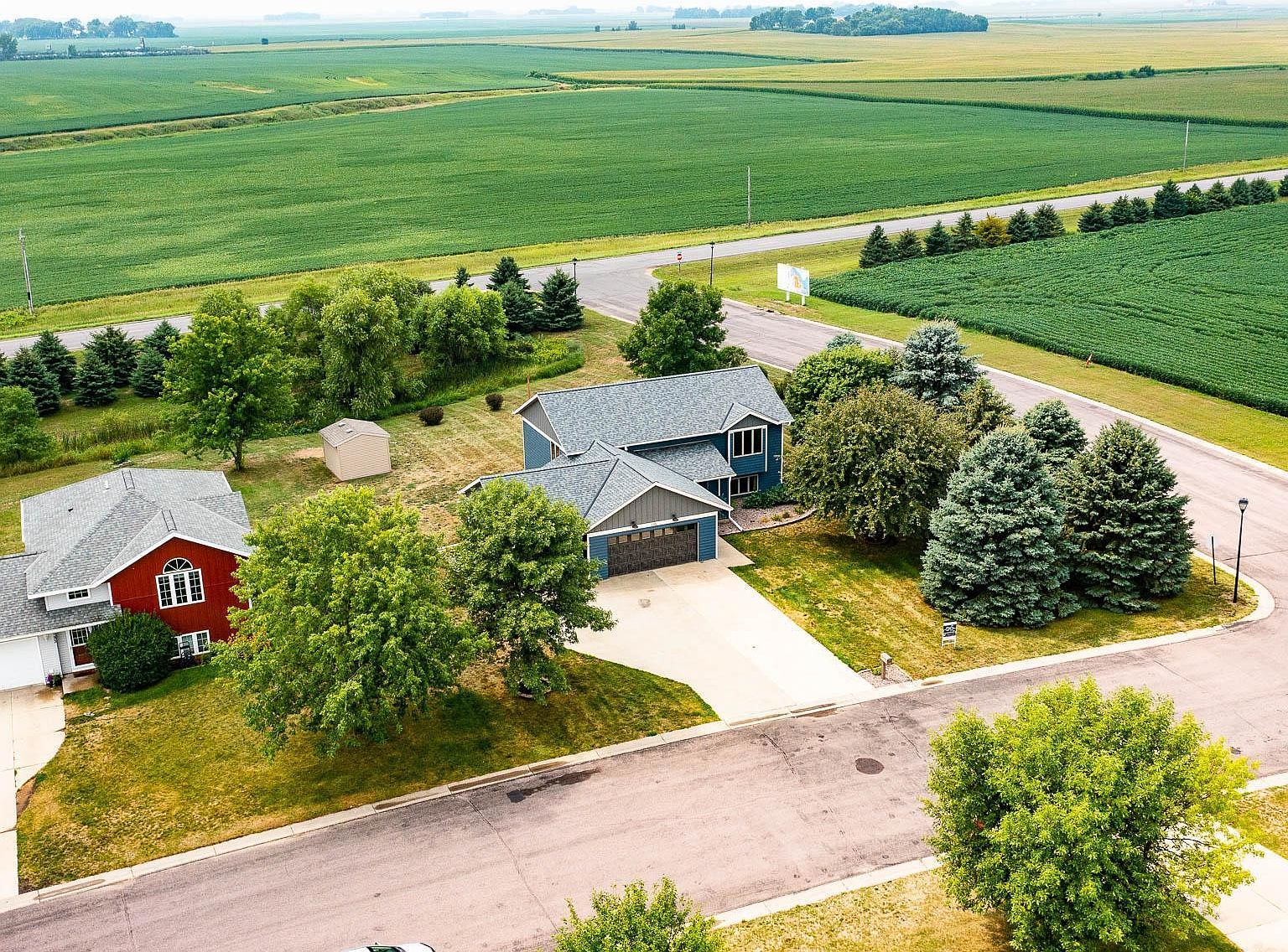 135 Charlotte Dr, Lake Crystal, MN 56055 Zillow