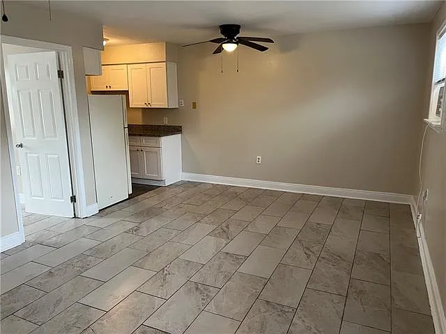 2304 Harvard Ave #4 — Photo 2