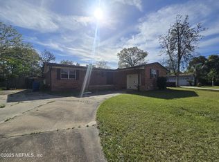 1025 W Lawfin St, Jacksonville, FL 32211