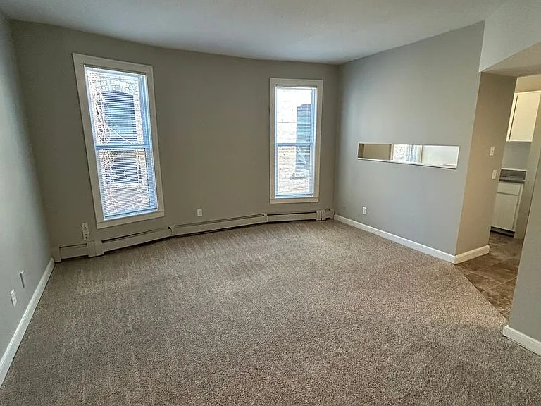 728 East 16th Street (New Town) — Photo 9