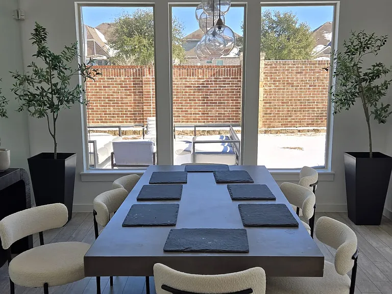 5304 Statesman Ln — Photo 8