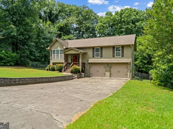521 Cambridge Dr, Rocky Face, GA 30740